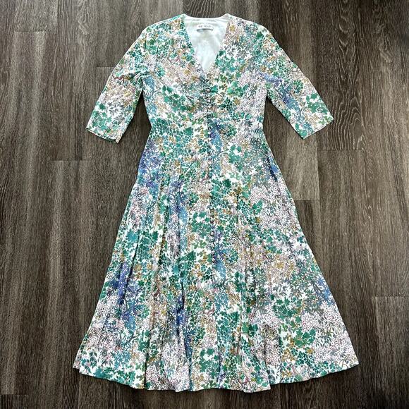 EUC The Fold London Lochaline Floral Midi Dress US size 8 Button Viscose Wedding - Picture 2 of 16
